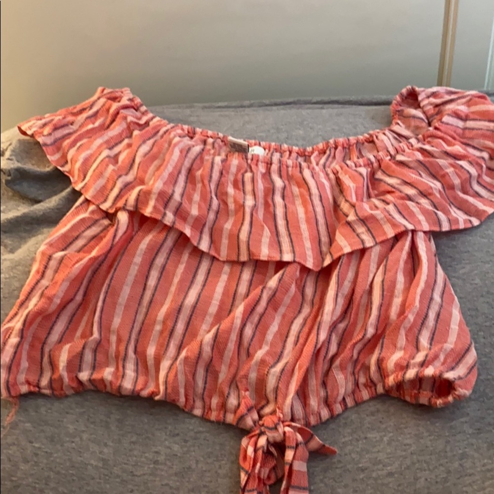 Off the shoulder pink striped crop top